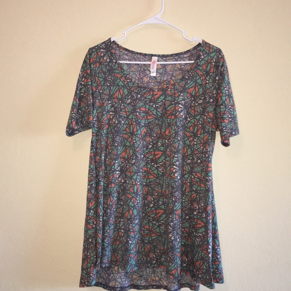 Lularoe perfect tee
